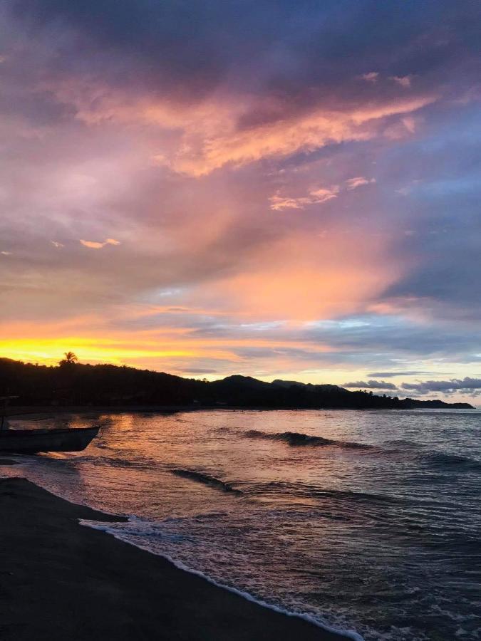Hostal Estrellas Del Tayrona Playa Mendihuaca Guachaca 외부 사진